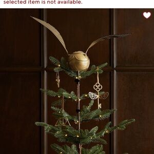 Pottery barn teen Golden Snitch Tree Topper